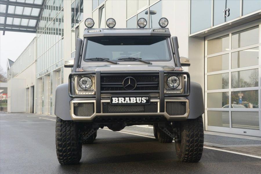  Mercedes-Benz G63 AMG 6x6 by Brabus 2014 года  (фото 3 из 18)